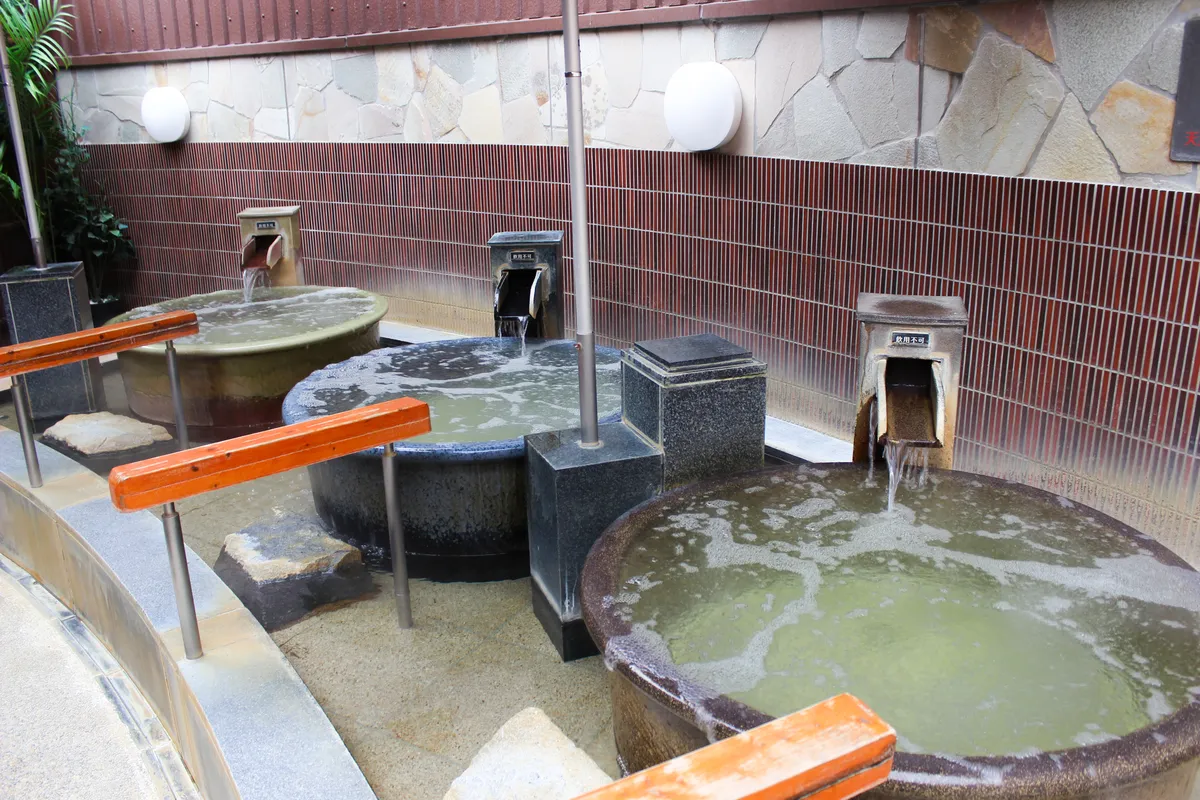 壺湯